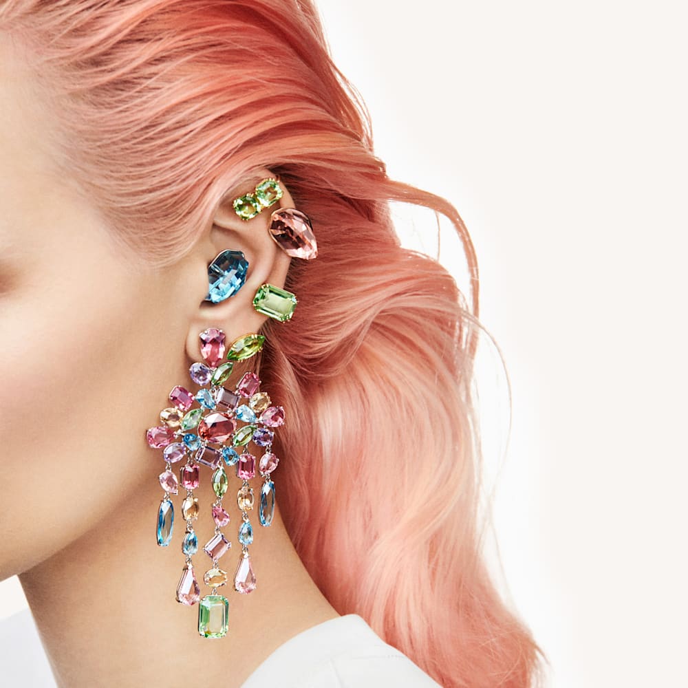 Gema stud earrings, Green, Gold-tone plated | Swarovski.com