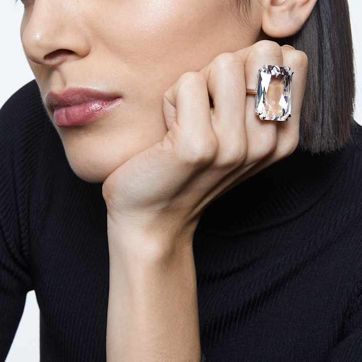 Model Shot