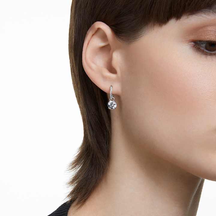 川村壱馬さん着用商品 | Swarovski
