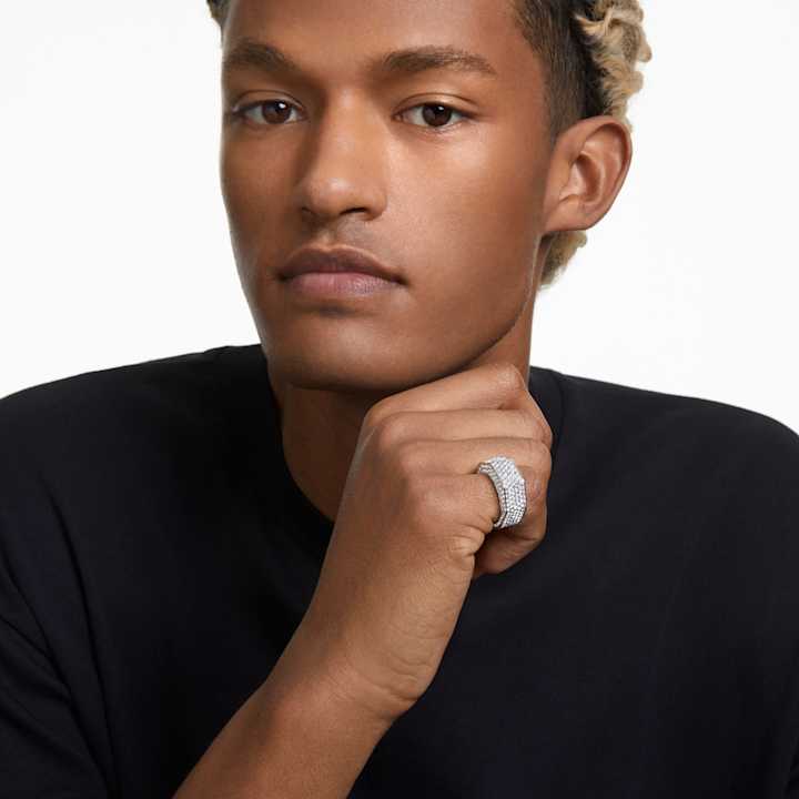 Model Shot