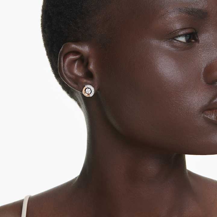 Model Shot