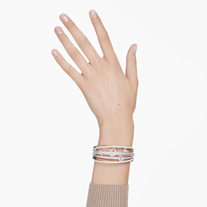 さくら　ほぼ新品　スワロフスキーHyperbolaバングル Mサイズ ✨Hyperbola バングル✨ | スワロフスキー | 高知大丸公式 SHOP BLOG