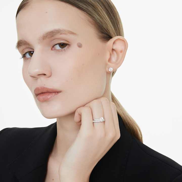 ソリテールリング｜スワロフスキー｜Swarovski Created Diamonds