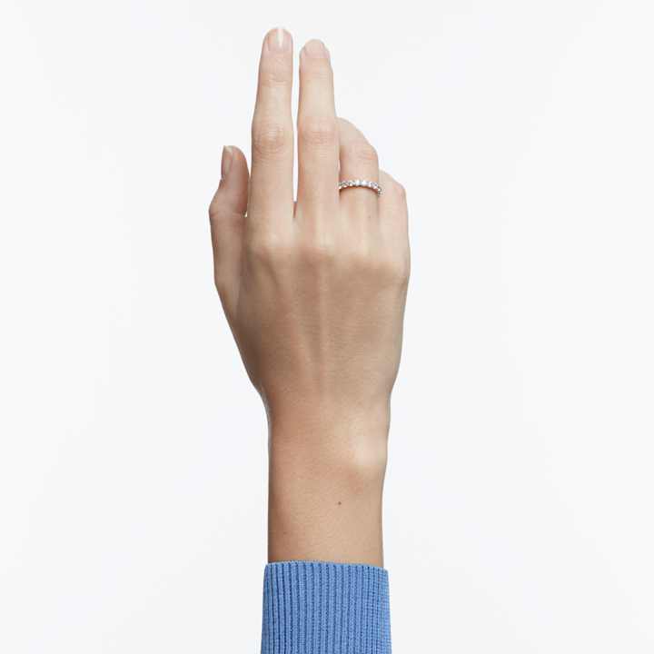【美しさが印象的♪】スワロフスキー リング 指輪 リング レディーススワロフスキー 豪華 結婚指輪 誕生日