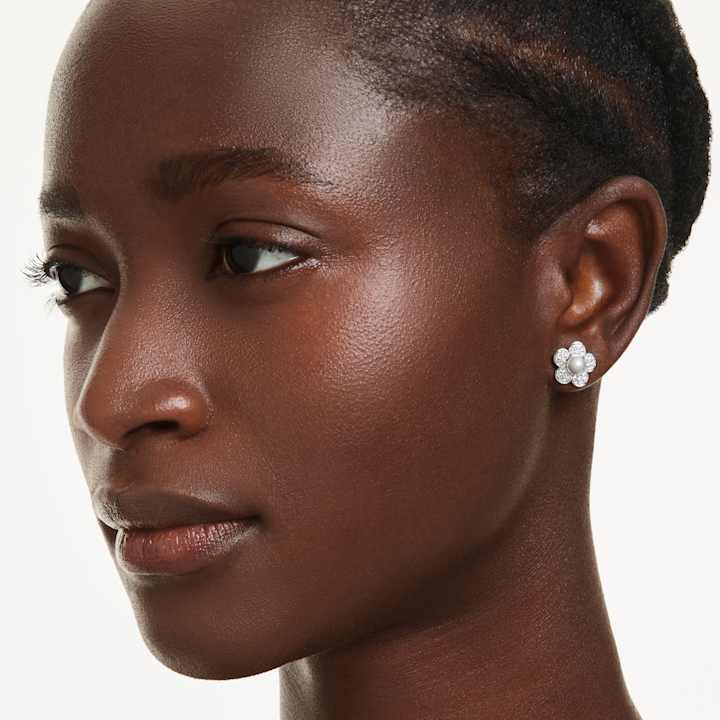 スワロスキーピアス　美品 SWAROVSKI（スワロフスキー） ピアス レディース メンズ : ZOZOTOWN