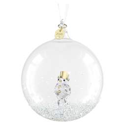 ライトアップされたクリスマスツリー：ロックフェラーセンターとミラノ