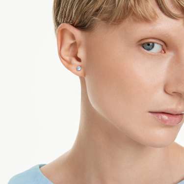 Stilla Attract stud earrings, Round cut, White, Rhodium plated - Swarovski, 5408436