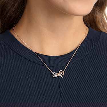 Lifelong Bow Kolye, Fiyonk, Beyaz, Karışık metal yüzey | Swarovski