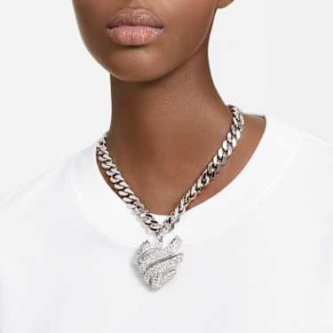 Heart shaped choker store
