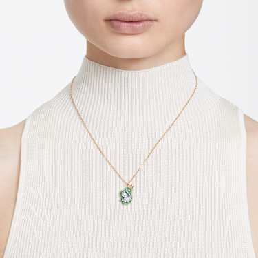 Pingente Pop Swan, Cisne, Verde, Lacado a dourado - Swarovski, 5649198