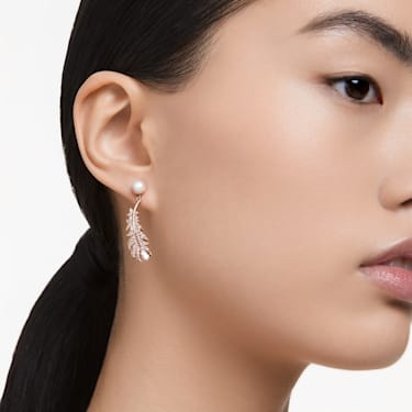 Idyllia Drop-Ohrhänger, Kristallperle, Verschiedene Schliffe, Feder, Weiß, Roségold-Legierungsschicht - Swarovski, 5663487