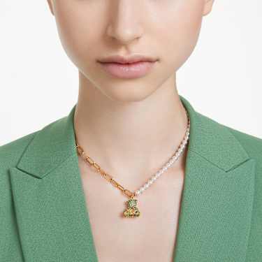 Colgante Teddy, Perla de cristal, Oso, Multicolor, Acabado en oro de 18 quilates - Swarovski, 5669162