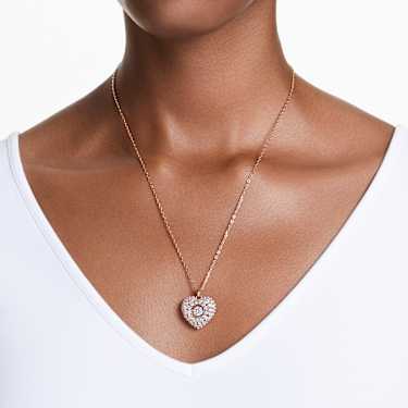 Idyllia pendant, Crystal pearl, Heart, White, Rose gold-tone plated by SWAROVSKI