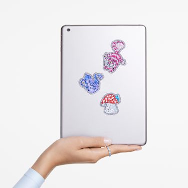 Alice in Wonderland สติกเกอร์แบบลอกออกได้, แมว กาน้ำชา ไพ่ และเห็ด, หลากสี - Swarovski, 5689428