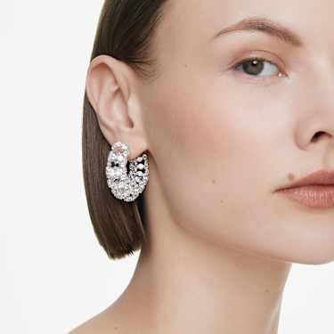 Pendientes de clip Constella, Talla redonda, Blancos, Baño de rodio - Swarovski, 5693404