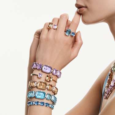 Millenia สร้อยข้อมือ, เจียระไนทรงแปดเหลี่ยม ไล่โทนสี, น้ำเงิน, เคลือบโรเดียม - Swarovski, 5694135