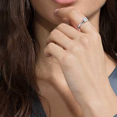 Attract 戒指, 方形切割, 白色, 鍍白金色 - Swarovski, 5717557