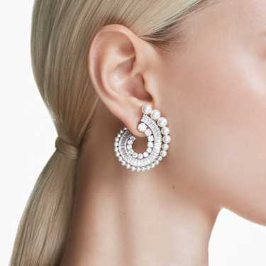 Ariana Grande x Swarovski 드롭 이어링, 크리스털 펄, 믹스 컷, 크리스털 펄, 화이트, 로듐 플래팅 - Swarovski, 5720869