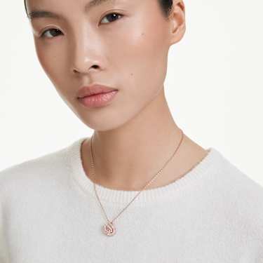 Swan 链坠, 混合切割, 天鹅, 粉红色, 玫瑰金色饰面 - Swarovski, 5732414