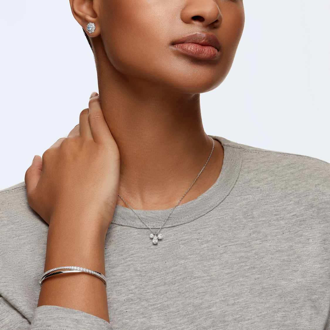 Hyperbola bangle, Round cut, White, Rhodium plated by SWAROVSKI