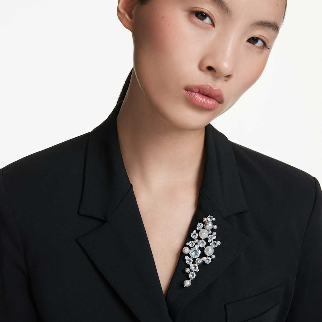 Constella brooch, Crystal pearl, Round cut, White, Rhodium plated by SWAROVSKI