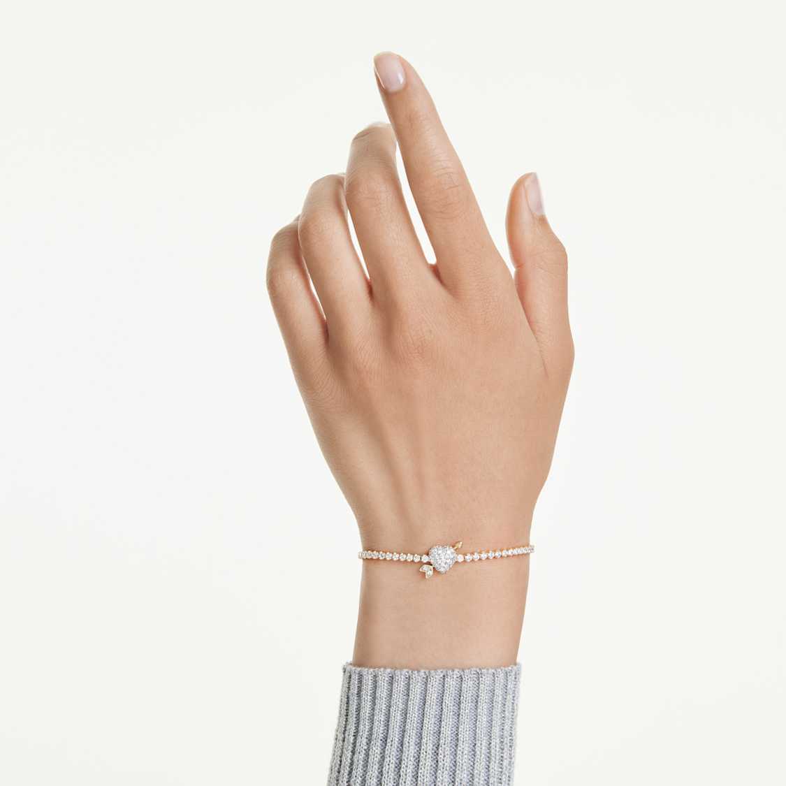 Idyllia bracelet, Mixed cuts, Heart with arrow, White, Gold-tone plated by SWAROVSKI