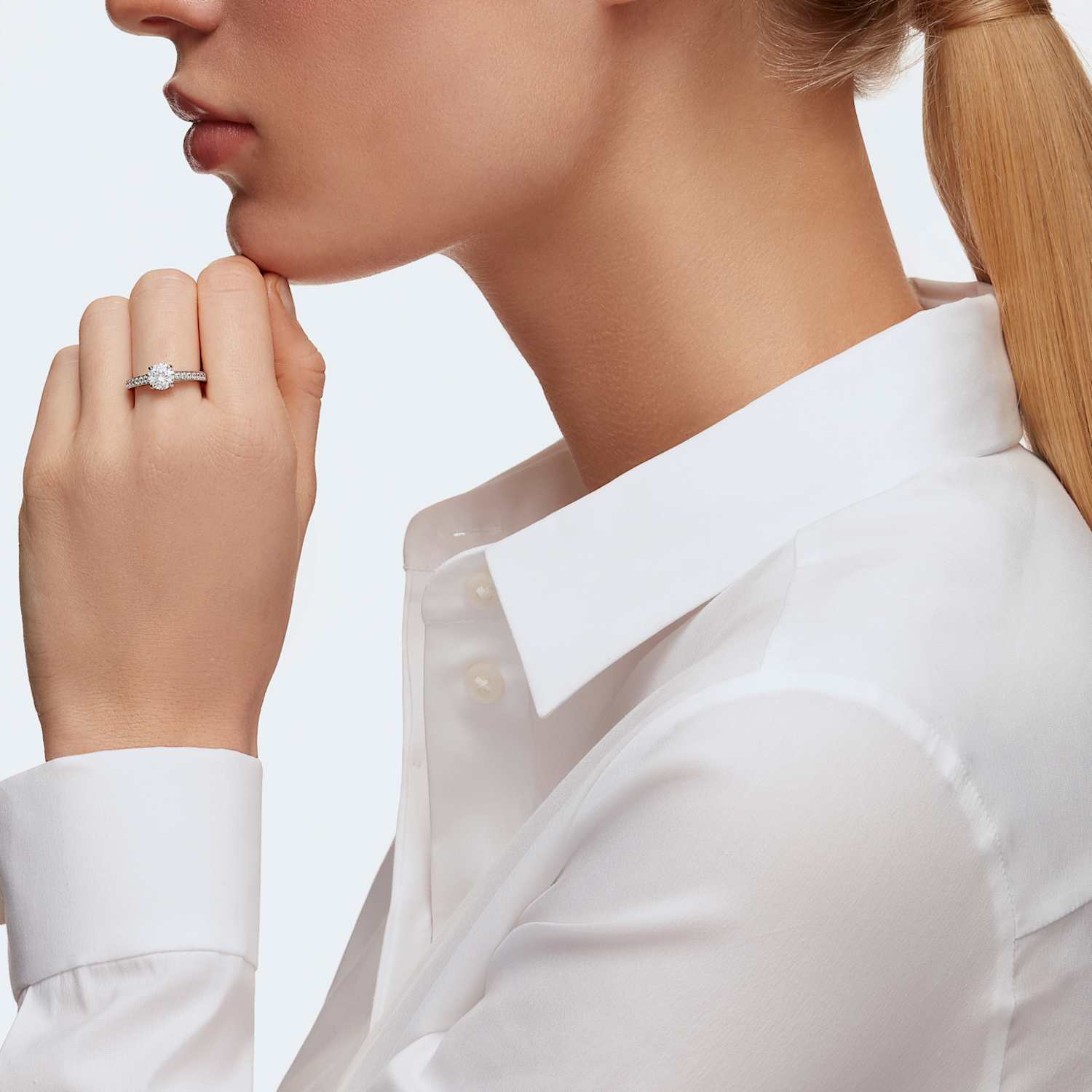Attract Round Yuzuk Beyaz Rodyum Kaplama Swarovski Com