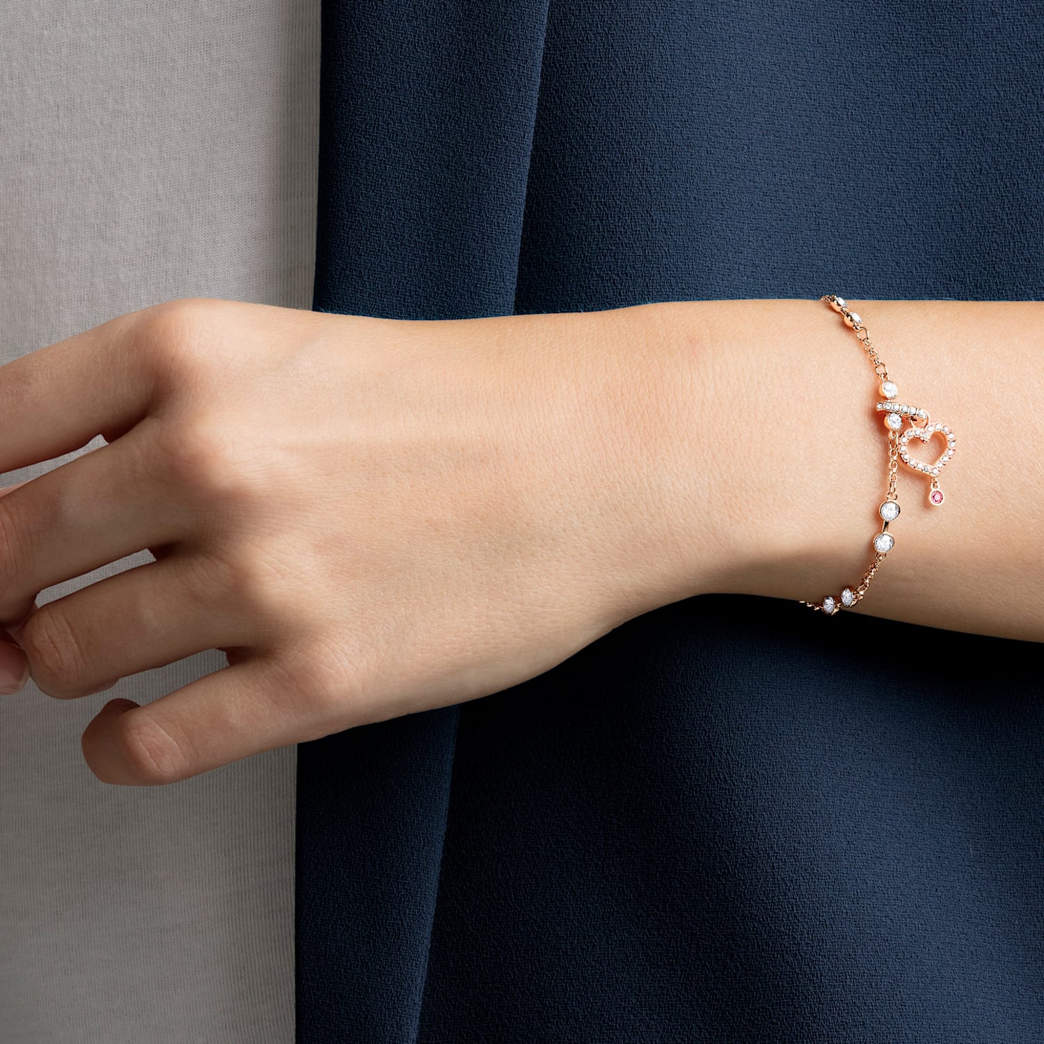 Bracelet charme swarovski clearance