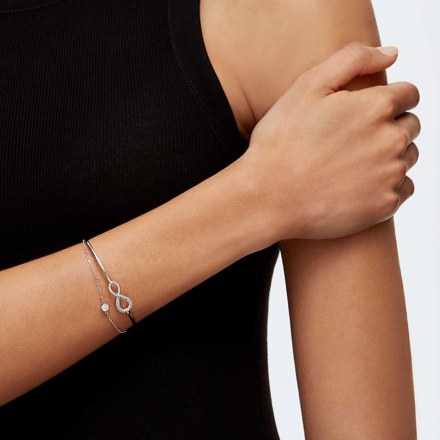 『5年保証』 Swarovski ブレスレット バングル Infinity - ブレスレット