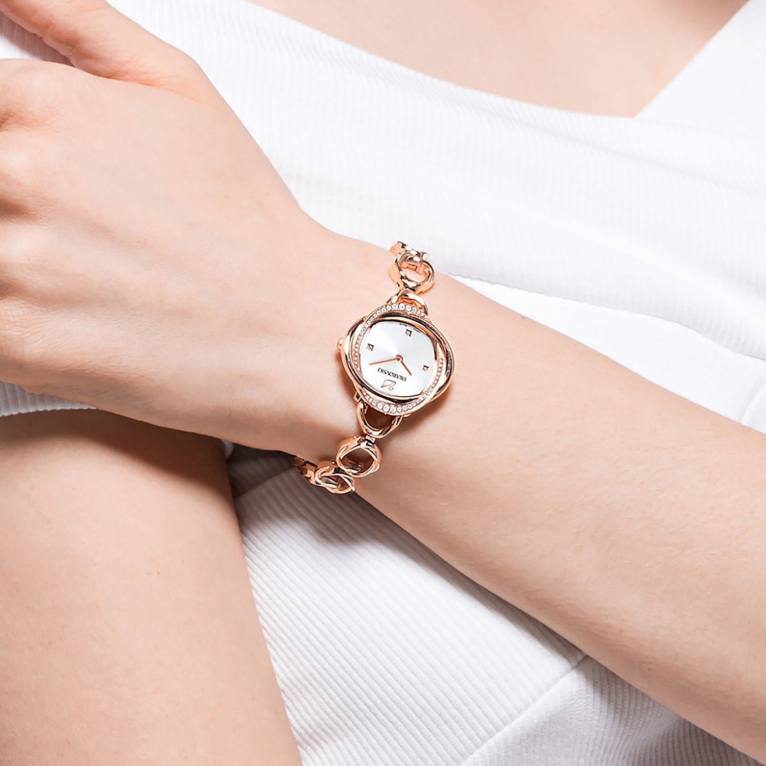 Crystal Flower watch, Metal bracelet, Rose gold-tone, Rose gold-tone finish