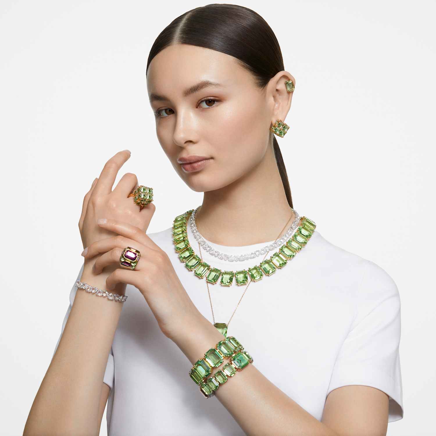 Millenia スタッドピアス, オクタゴンカット, グリーン, ゴールドトーン・プレーティング | Swarovski