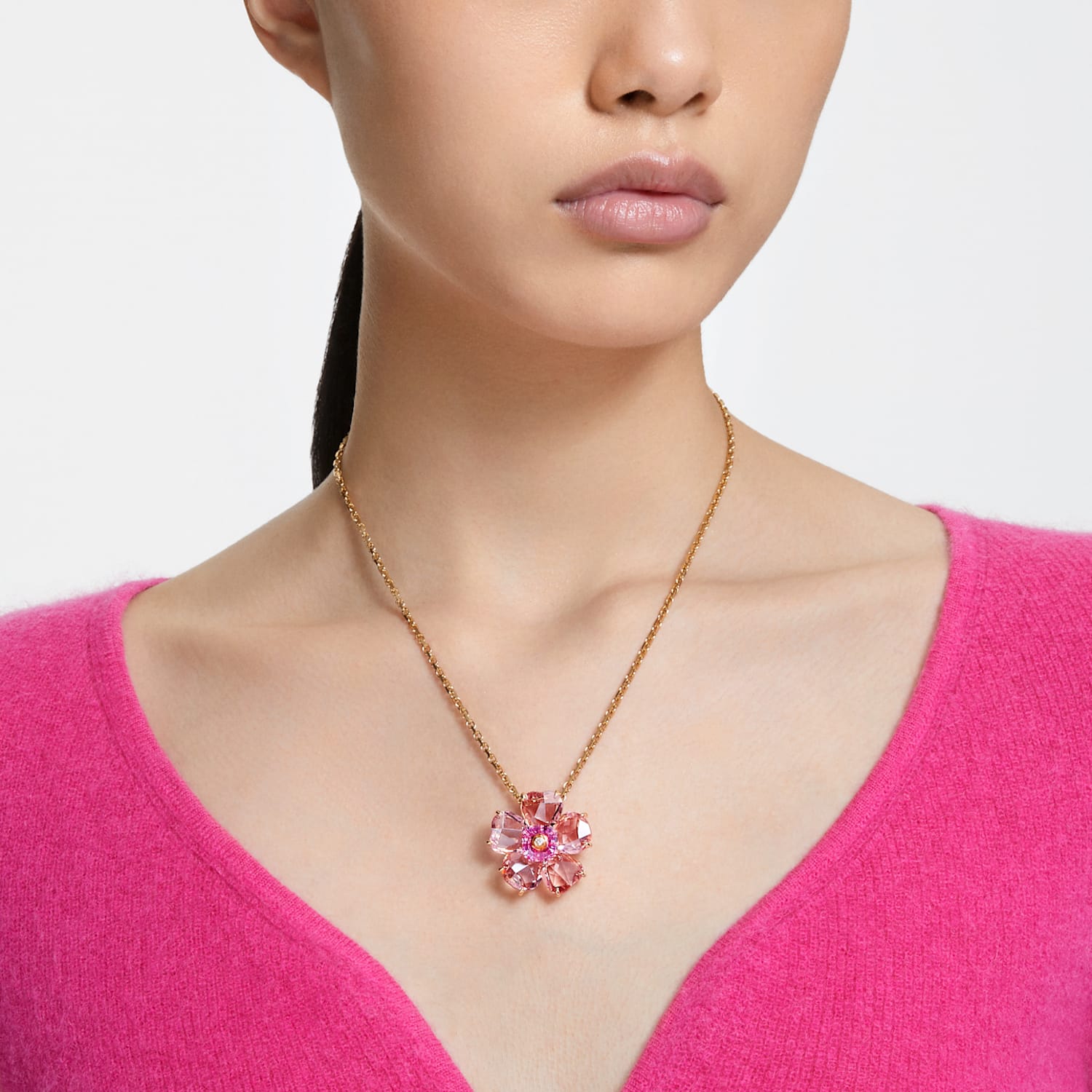 Cruel Dedicar Asesor Florere necklace, Flower, Pink, Gold-tone plated | Swarovski