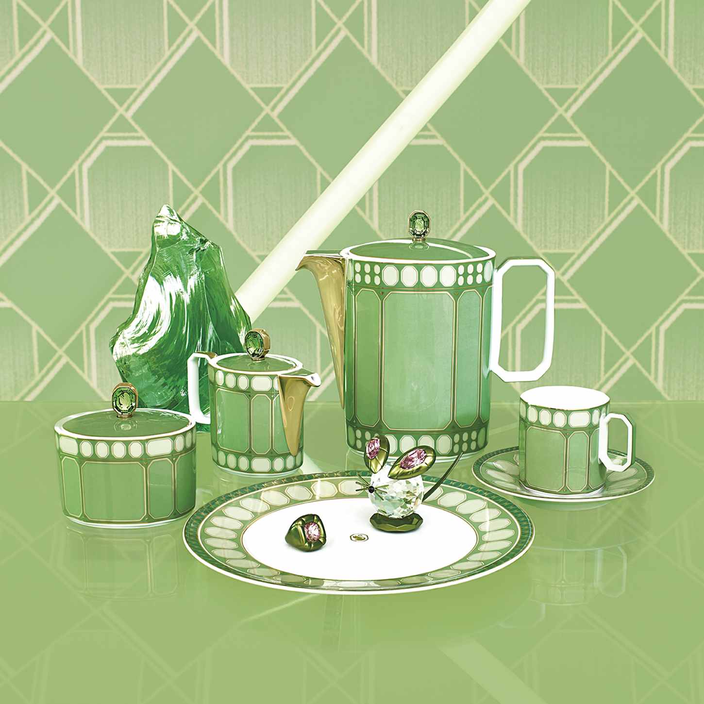 Signum coffee pot, Porcelain, Green Swarovski