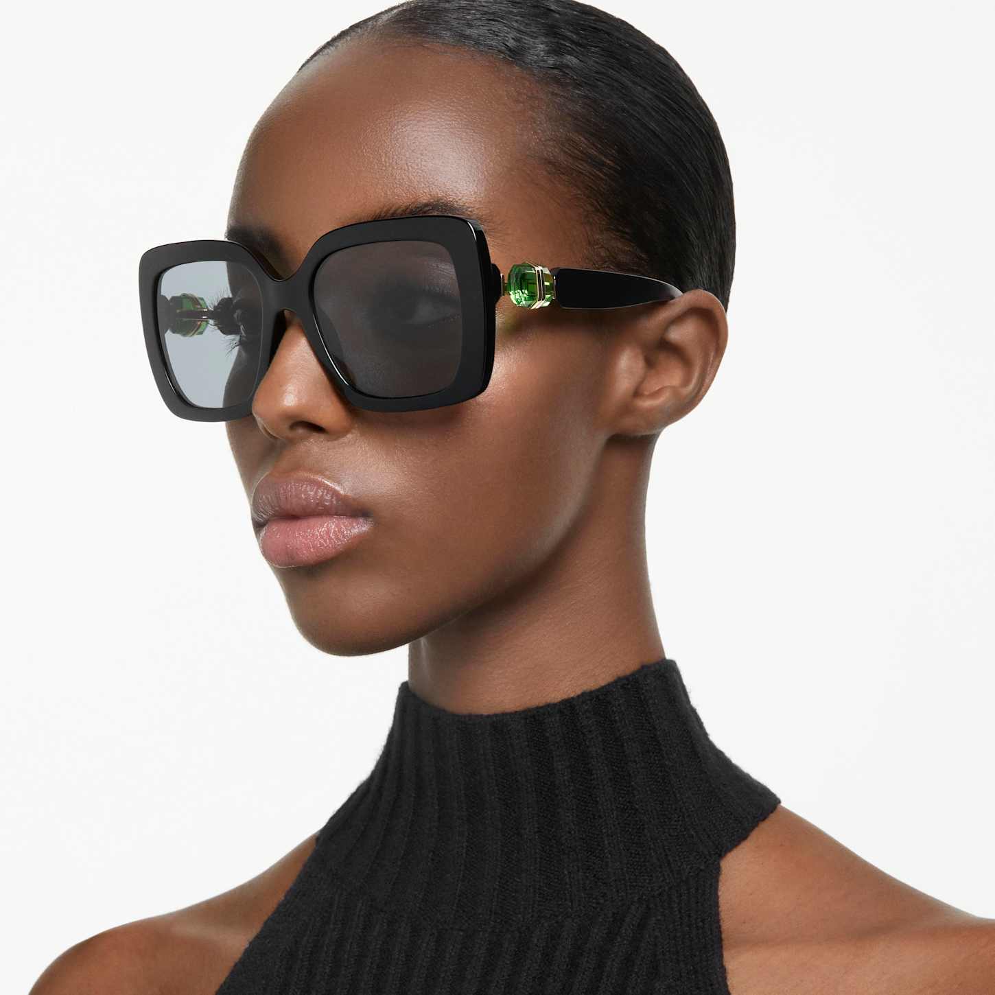 Swarovski ブラック ラウンド サングラス サングラス--キャッツアイ
