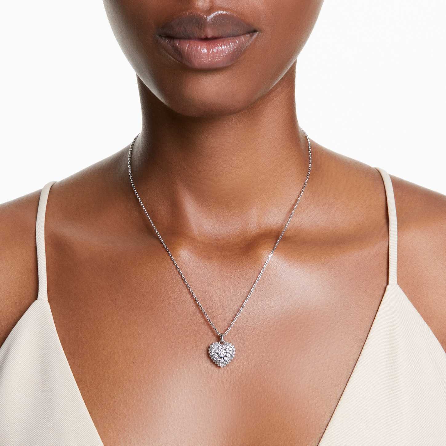 Swarovski Idylilia ハート型ペンダント　お値下げ可能 Idyllia ペンダント, ハート, ホワイト, ロジウム・プレーティング