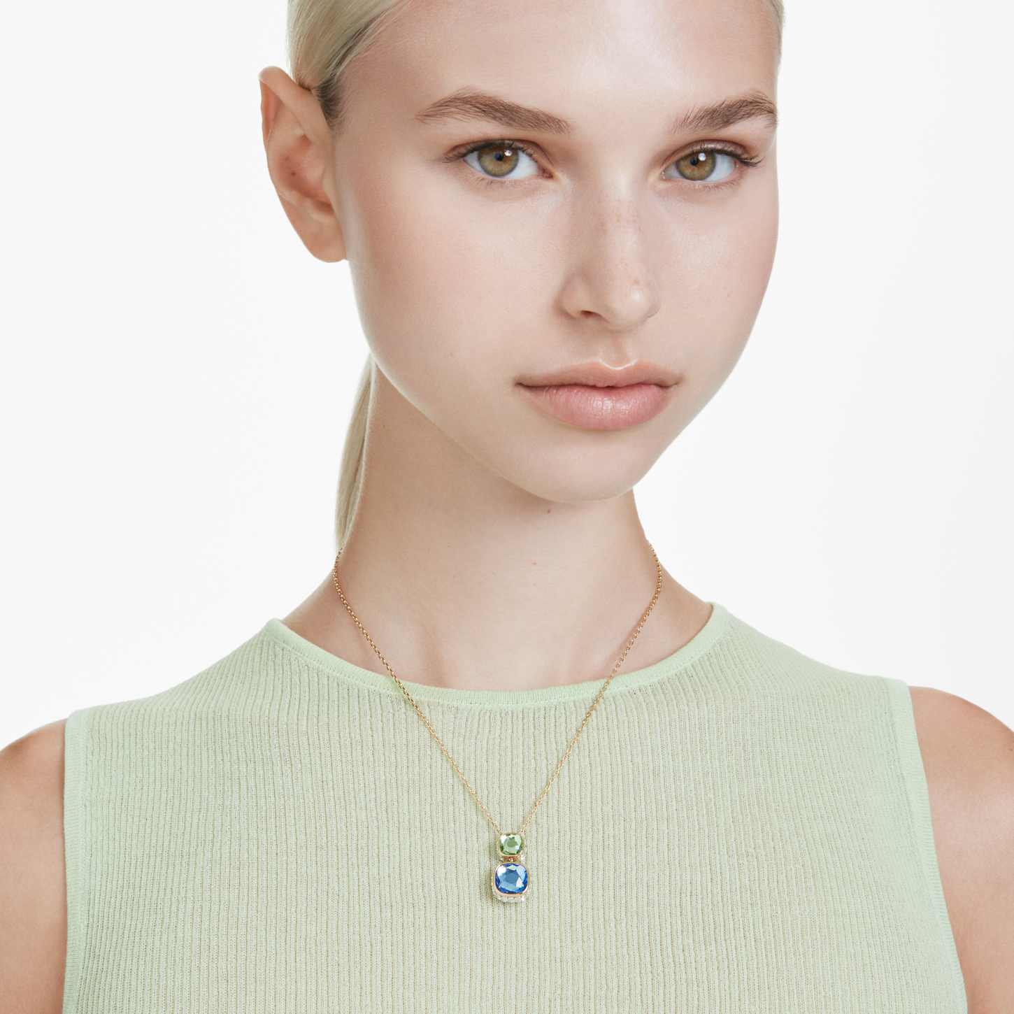 Chroma pendant, Cushion cut, Multicolored, 18K gold finish  display picture 1