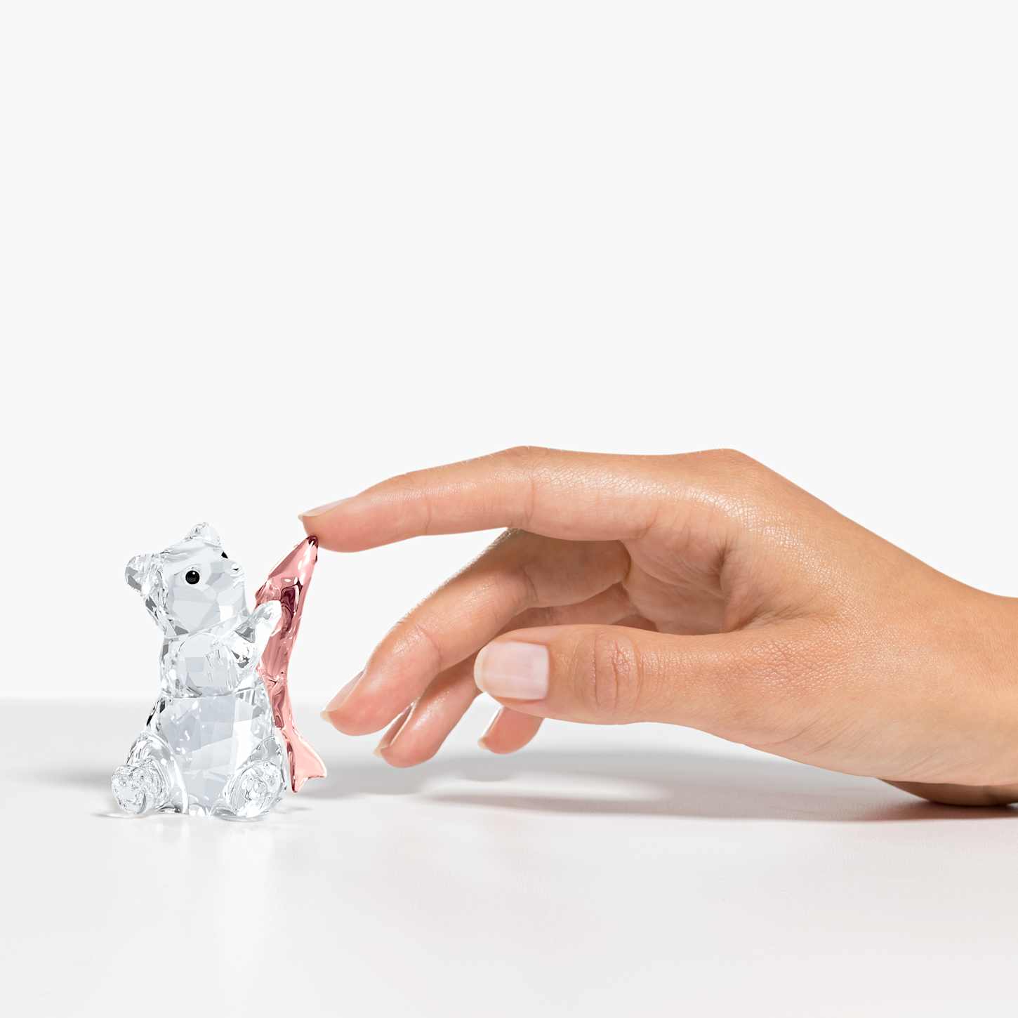 SWAROVSKI スワロフスキー クリスタル 置物 クマと魚 Rare Encounters 
