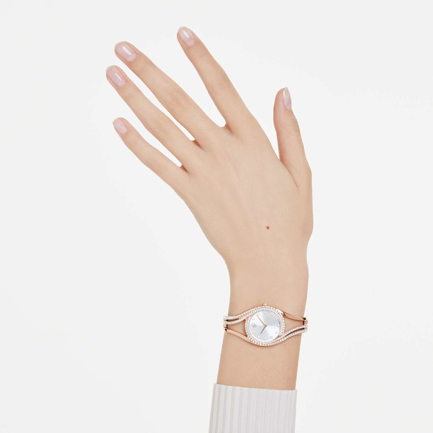 hyperbola-bangle-watch--swiss-