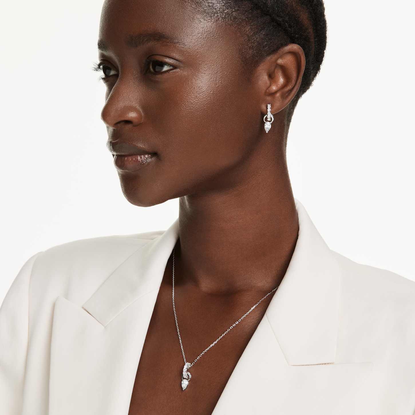 ★GW限定SALE★スワロフスキーMesmera ネックレス＆ピアスセット Mesmera set, Pear cut, Round cut, White, Rhodium plated | Swarovski