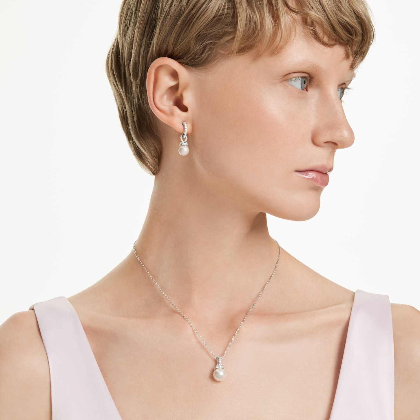 SWAROVSKI スワロフスキー ネックレス ＆ピアス セット