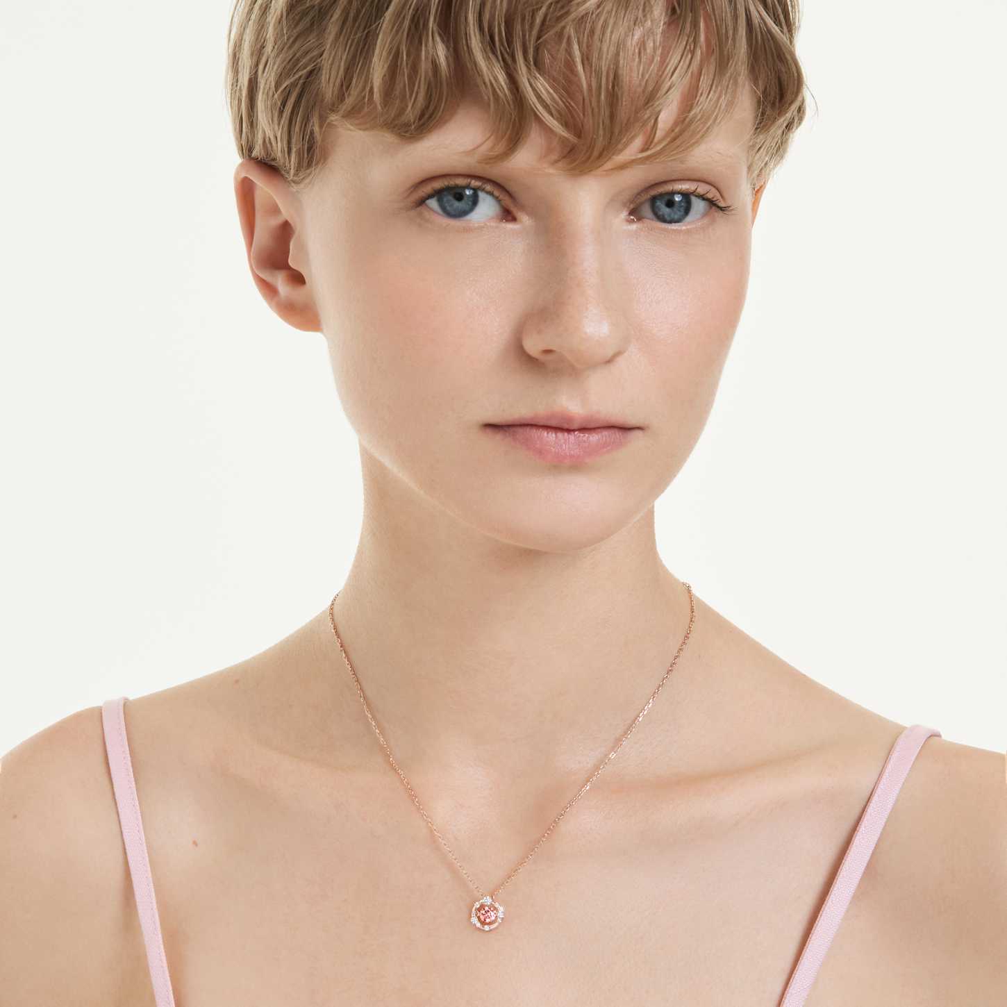 constella-pendant--round-cut--