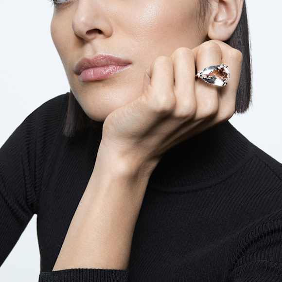 Mesmera cocktail ring, Trilliant cut, White, Rhodium plated - Swarovski, 5600856