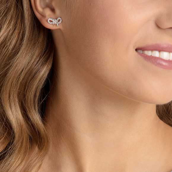 Lifelong Bow 耳钉, 蝴蝶结, 白色, 镀铑 - Swarovski, 5627345