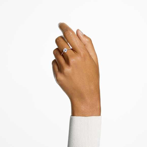 Koktejlový prsten Stilla, Kulatý výbrusx, Pavé, Bílá, Povrchová úprava z 18k růžového zlata - Swarovski, 5642643