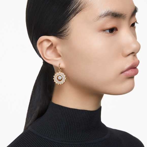 Dextera 水滴形耳环, 混合式圆形切割, 白色, 镀金色调 - Swarovski, 5650364