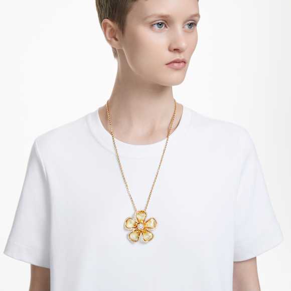 Idyllia 链坠, 花朵, 大号, 黄色, 镀金色调 - Swarovski, 5650562