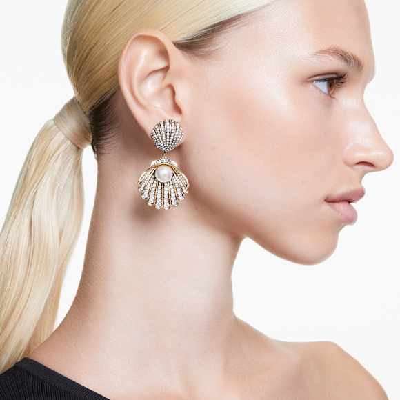 Idyllia clip earrings, Crystal pearl, Shell, White, Gold-tone plated - Swarovski, 5683946
