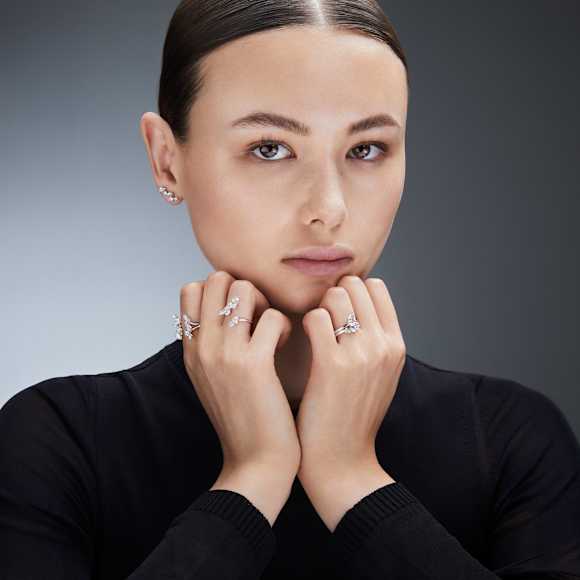 Galaxy ring, Set (2), Lab-grown diamonds 1.4 ct tw, Pear shape, 18K white gold - Swarovski, 5688853