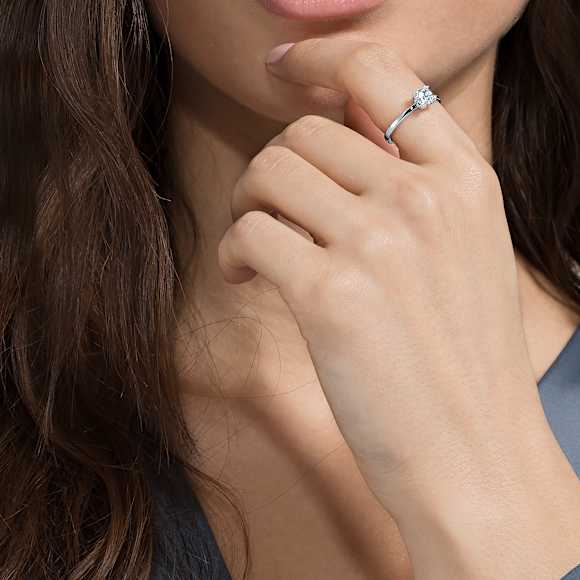 Attract 링, 스퀘어 컷, 화이트, 로듐 플래팅 - Swarovski, 5717557