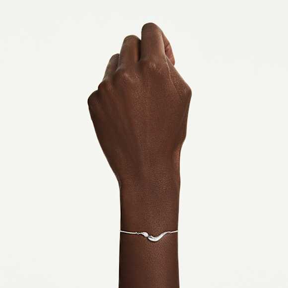Classica karkötő, Körmetszéses, Fehér, Sterling ezüst - Swarovski, 5740349
